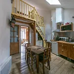 Сasa de vacaciones La Maison D'angele Sainte-Eulalie-de-Cernon